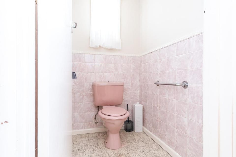 Three Bedroom Family House, Large Backyard Vacation rental in Melbourne