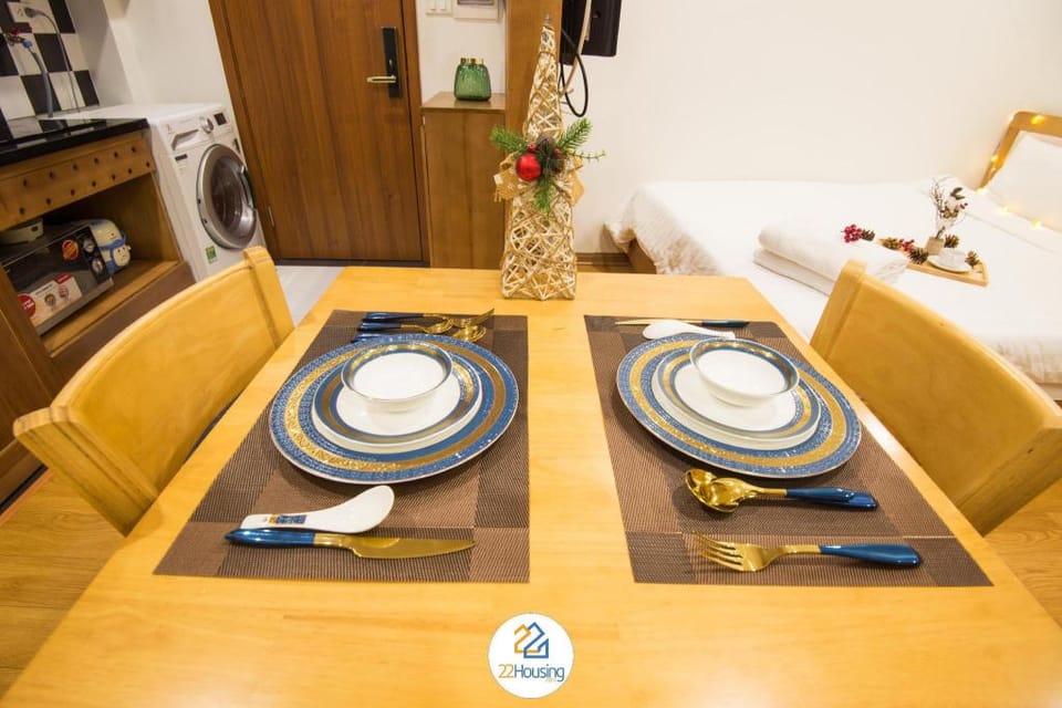 *22HOUSING LL10 * 01 BED APARTMENT IN LINH LANG Apartment in Hanoi