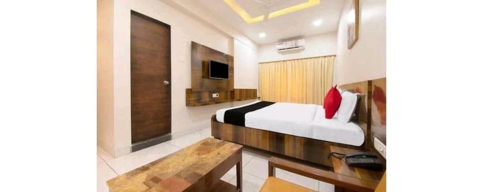 Hotel The Fountain Inn Hotel in Maharashtra