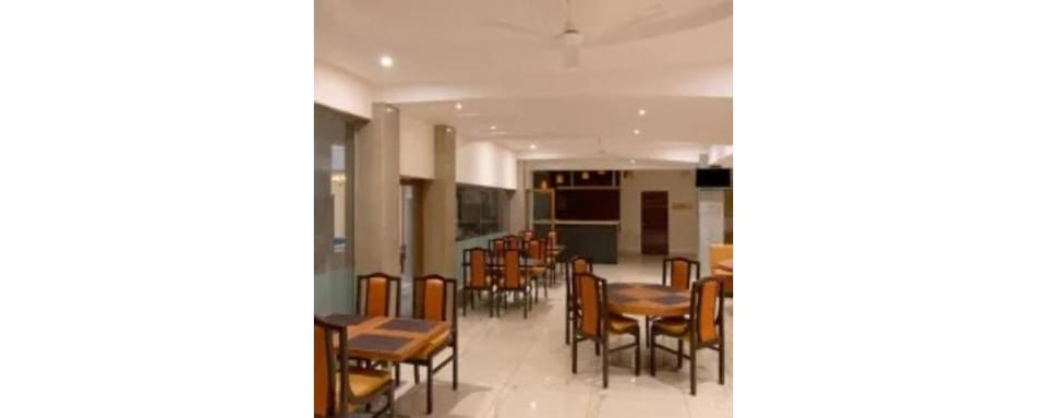 Hotel The Fountain Inn Hotel in Maharashtra