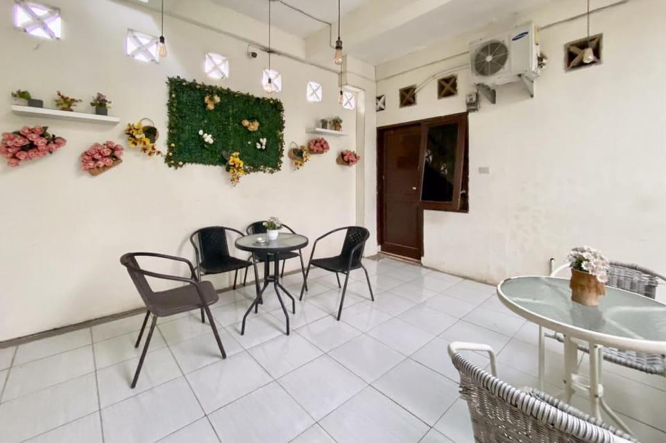 RedDoorz @ Sonya Homestay Tebing Tinggi Hotel in Indonesia