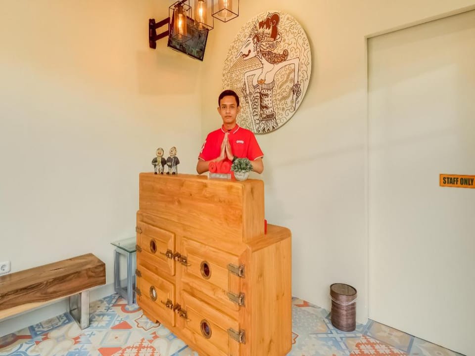 Hotel O Griya Gayatri Syariah Hotel in Special Region of Yogyakarta