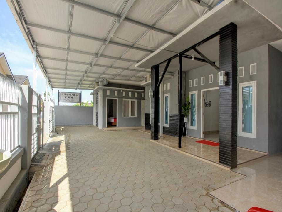 OYO Life 3415 Penginapan Wimane Hotel in Indonesia