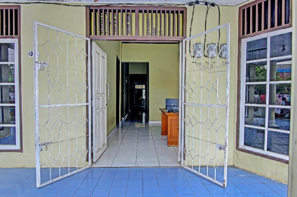 Hotel O Firza Homestay Hotel in Indonesia