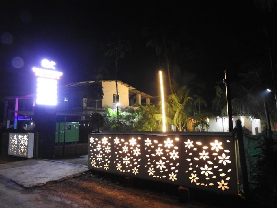 Coconut Fly Holidays Hotel in Maharashtra