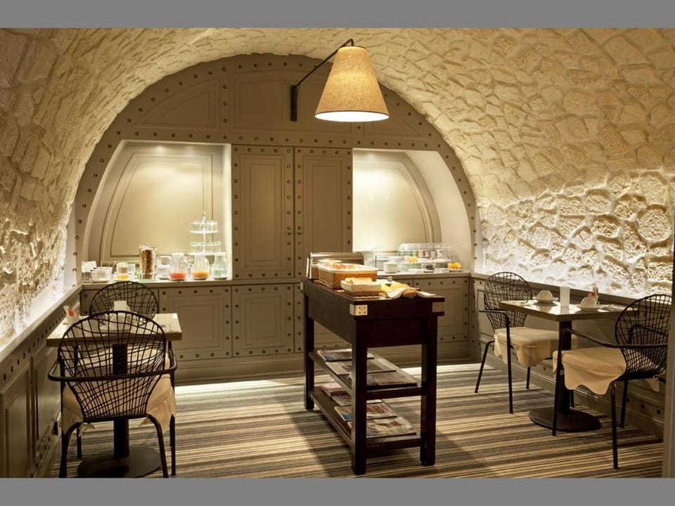 Hôtel Thérèse Hotel in Paris