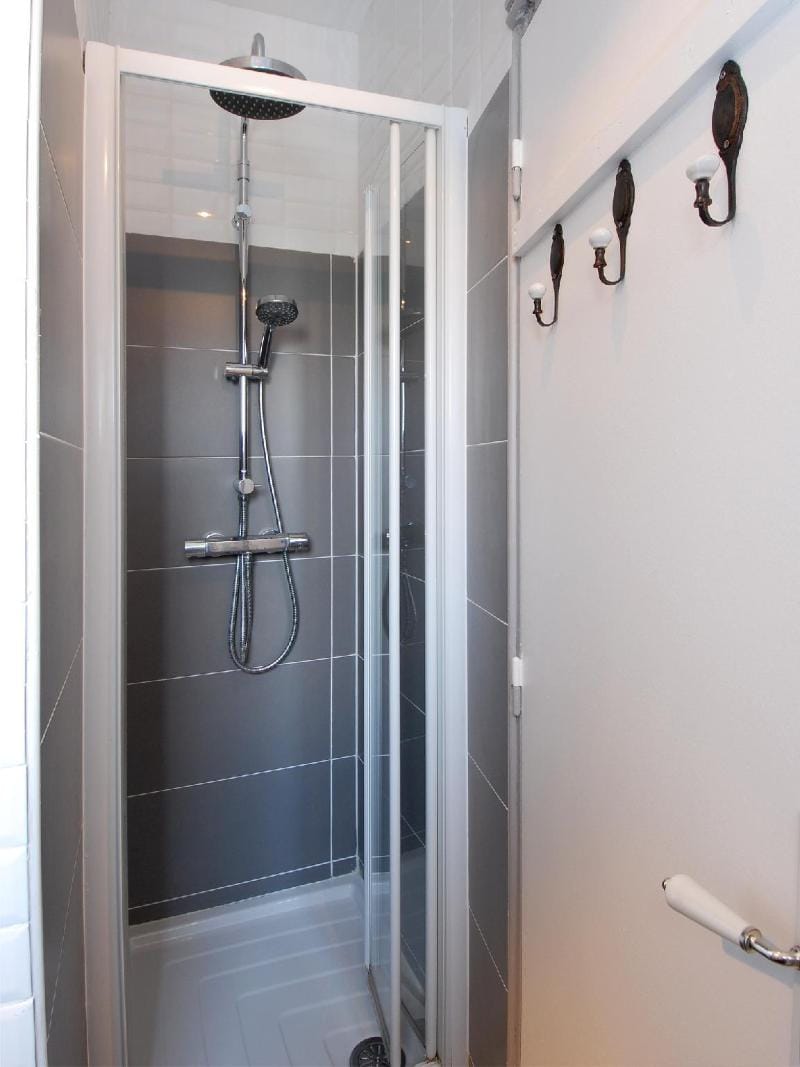 Appart Hameau  Apartment in Issy-les-Moulineaux