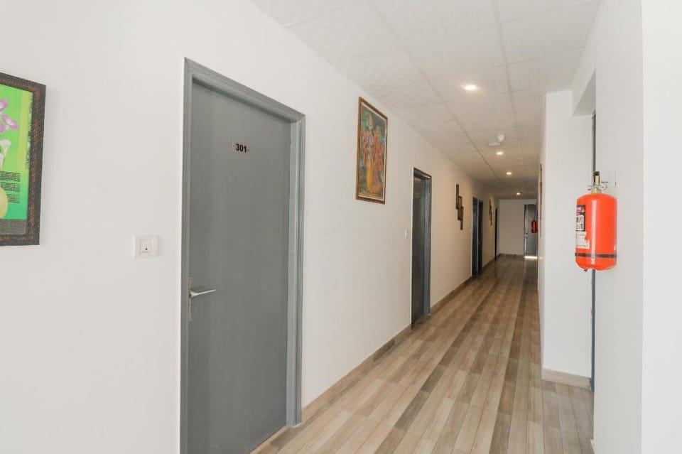 Hotel O Mominpur Guest House Hotel in Kolkata