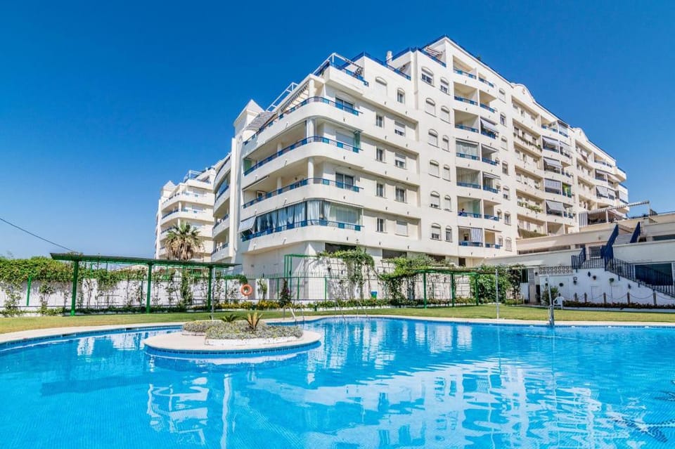 Beautiful Apartment on the beach 357 Apartment in Marbella