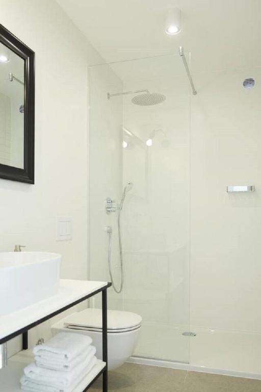 Modern Two Bedroom Apartment with Sea View Apartment in Šibenik-Knin County, Croatia