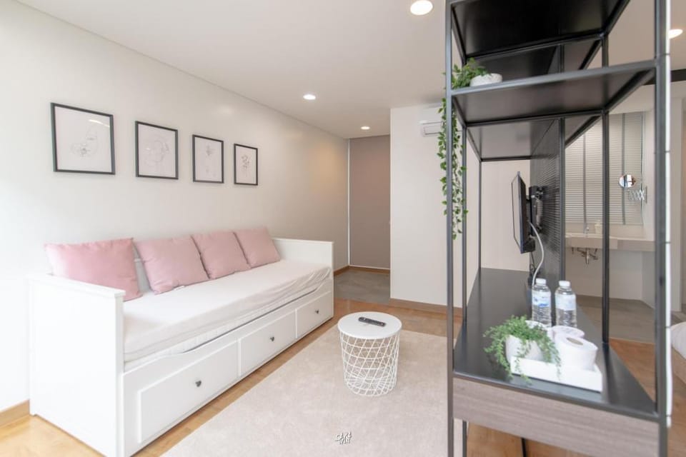 Love, A Private Room in Nimman Apartment in Chiang Mai