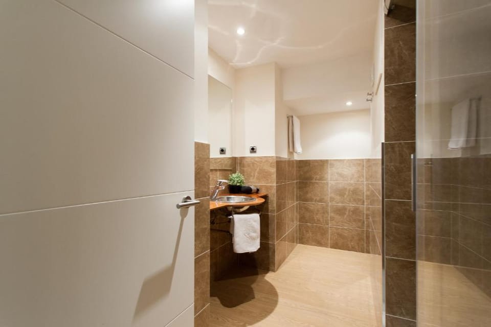 Albareda 3 Apartment in Seville