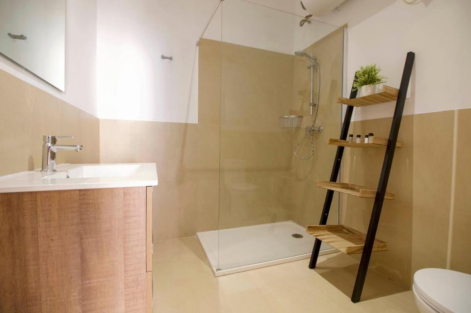 Precioso apartamento con balcon. Tetuan 2 Apartment in Seville