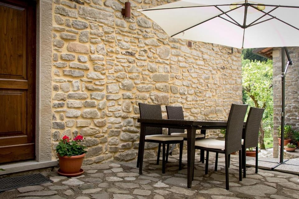 CIUCOLA Apartment in Tuscany