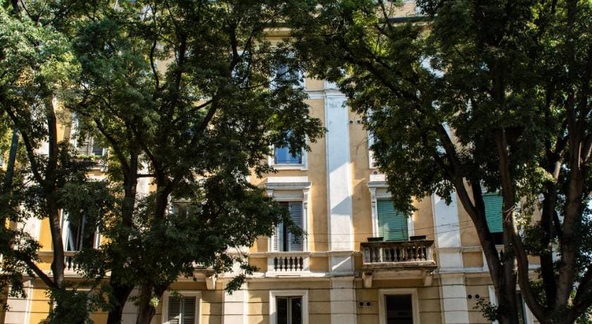 Madeleine Apartments - Arco della Pace Apartment in Milan