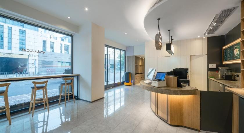 Hanting Premium Hotel Shenzhen Sea World Metro Station Hotel in China