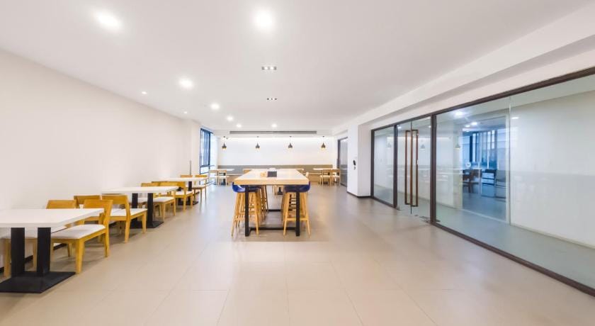 Hanting Hotel Shanghai Songjiang Sheshan Hotel in Zhejiang