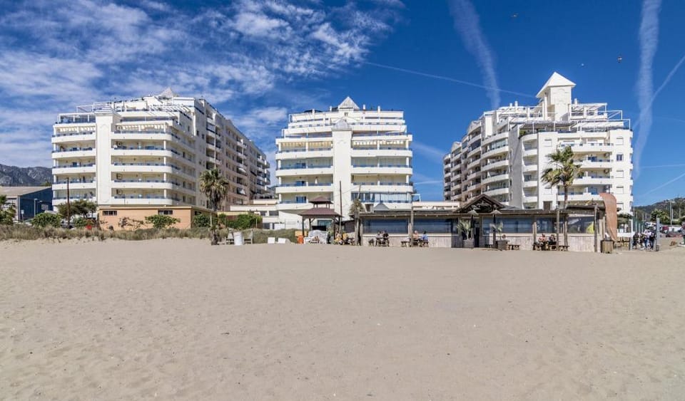 Stunning Apartment on the beach 362 Apartment in Marbella