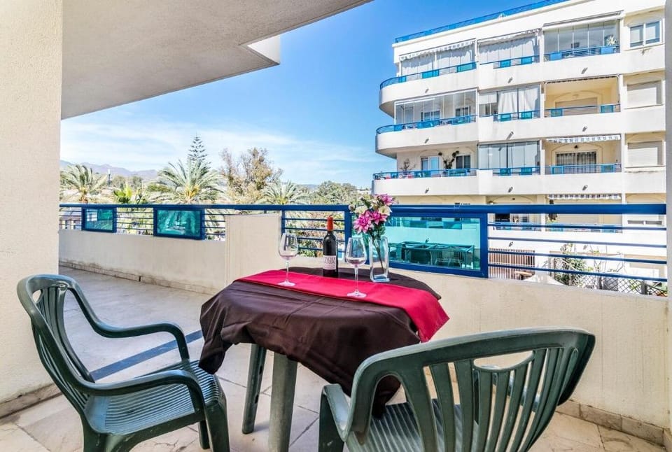 Banana Beach First Line Beach Apartment 305 Apartment in Marbella