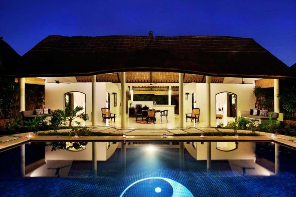 Luxury 2 BR Private Pool Villa at Seminyak #TZ10 Villa in Kuta