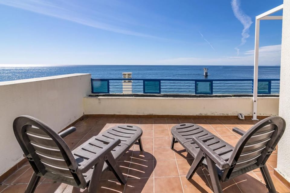 Frontal sea views penthouse 382 Apartment in Marbella