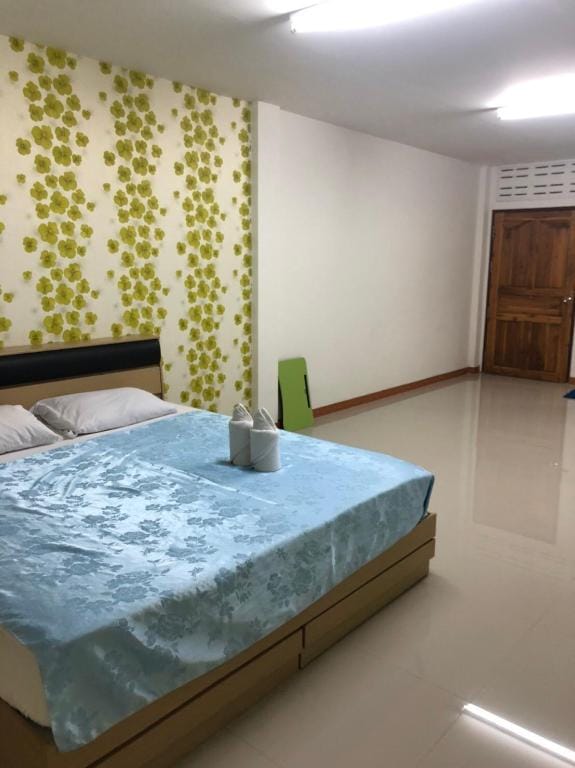 Golden home chumporn Apartment in Thailand
