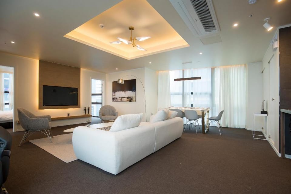 UH Suite Landscape (Korea Quality) Hotel in Busan