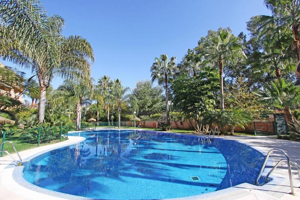 Beach Front 2. Line Family Penthouse large pool  Apartment in Marbella