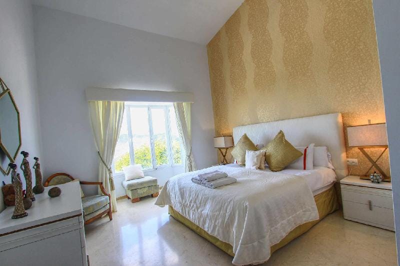 Panorama Sea Lake View Villa heated Pool, Wifi Villa in Sierra de las Nieves