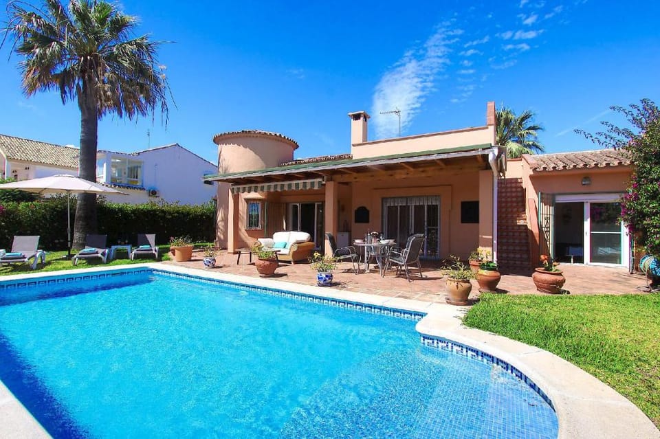 Panorama Sea View Family Villa Roof Terrace Villa in Marbella