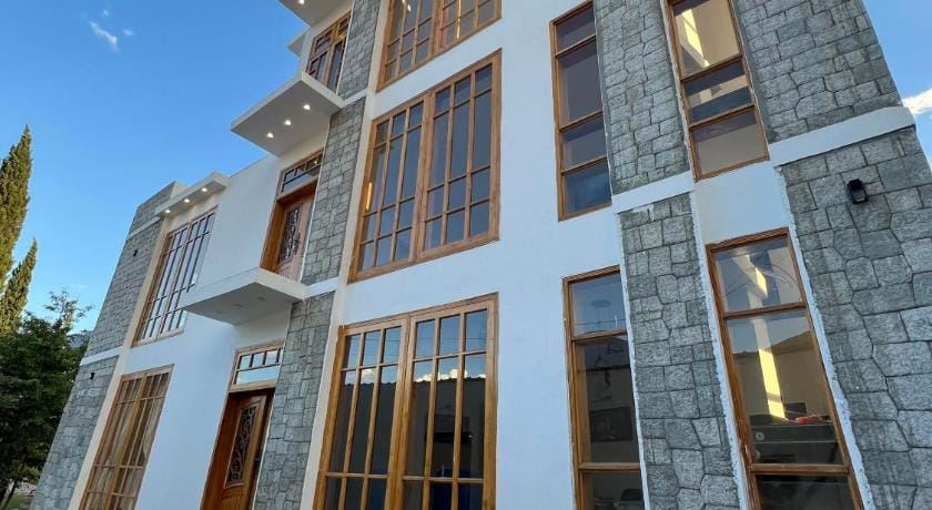 ISLE OF HIGHLAND TOURS GUEST HOUSE Bed and Breakfast in Pakistan