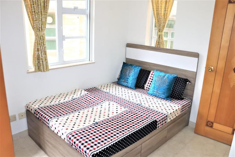 Airport Apartment, Getaway, BBQ,JACUZZI Tung Chung Apartment in Hong Kong
