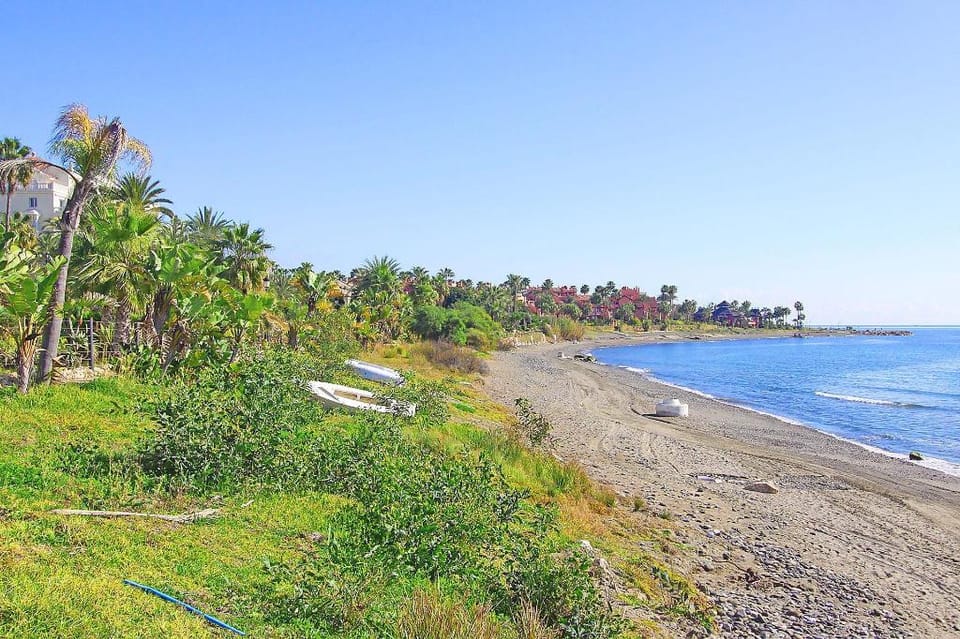 FIRST LINE BEACH EXCLUSIVE APARTMENT 2 POOL AREAS Apartment in Costa del Sol