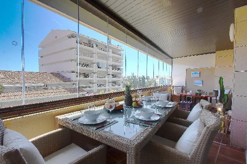 Marbella Center modern apartment 300 meter >Beach Apartment in Marbella