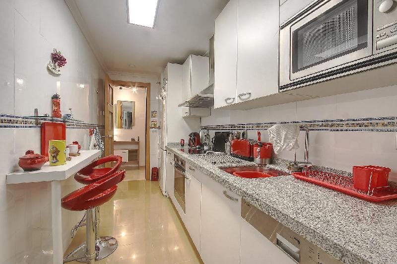 Marbella Center modern apartment 300 meter >Beach Apartment in Marbella
