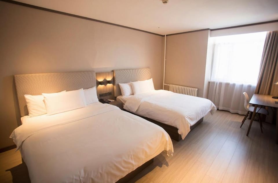 Hanting Hotel Tianjin Jixian Gulou Hotel in Shandong