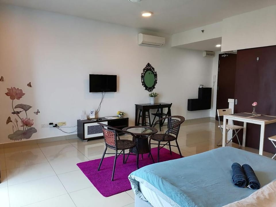 Wellness Homestay 22 @ Trefoil Setia Alam Apartment in Selangor, Malaysia