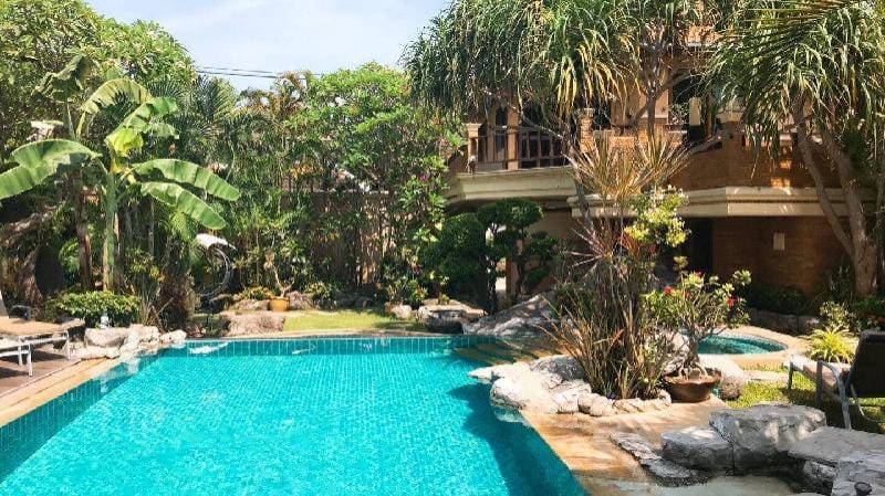 A6: Exclusive apartment in tropical garden Apartment in Pattaya City