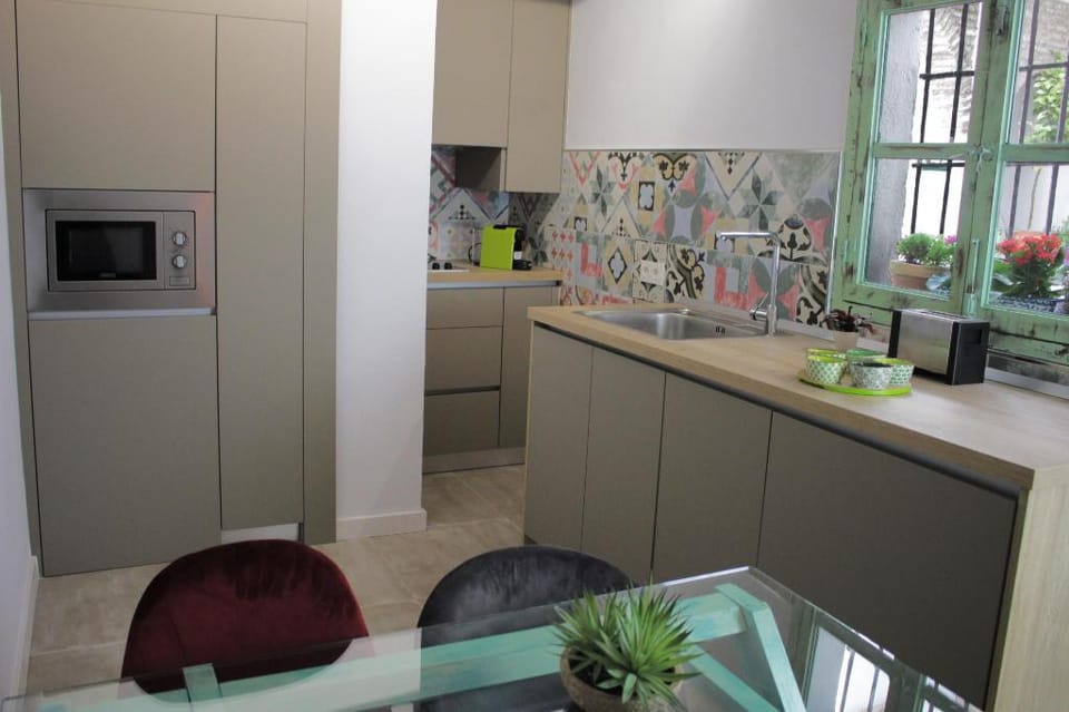 N1- Two bedroom Apartment (Alhambra views Balcony) Apartment in Granada
