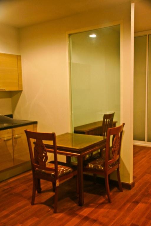 a five star condominium in central Bangkok.  Apartment in Bangkok