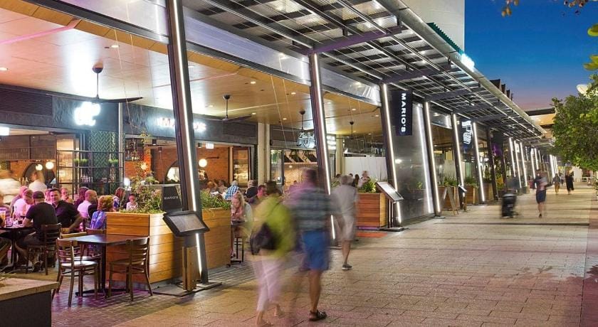 Luxury Beaches Broadbeach 906 Apartment in Gold Coast