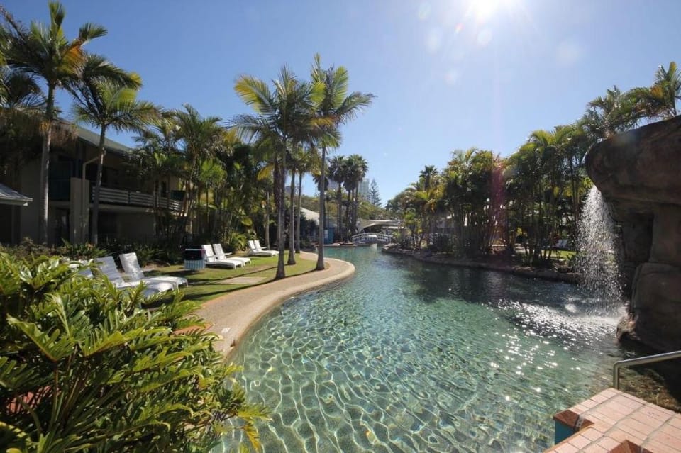 Diamond Beach Resort, Pool View, Family Fun! #129 Apartment in Mermaid Beach