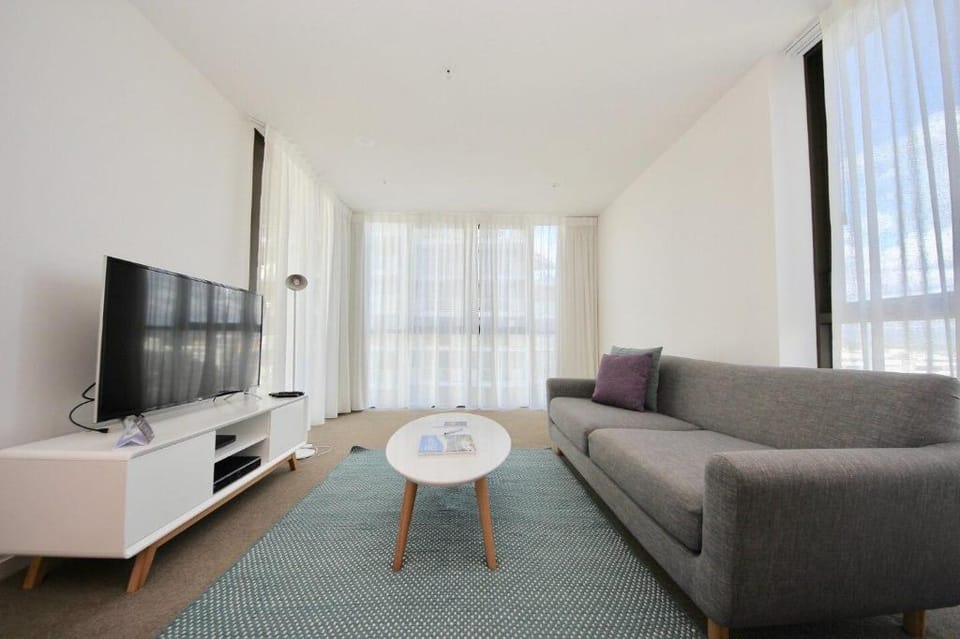Beach Life! Beaches Broadbeach 8th Floor Apartment in Gold Coast