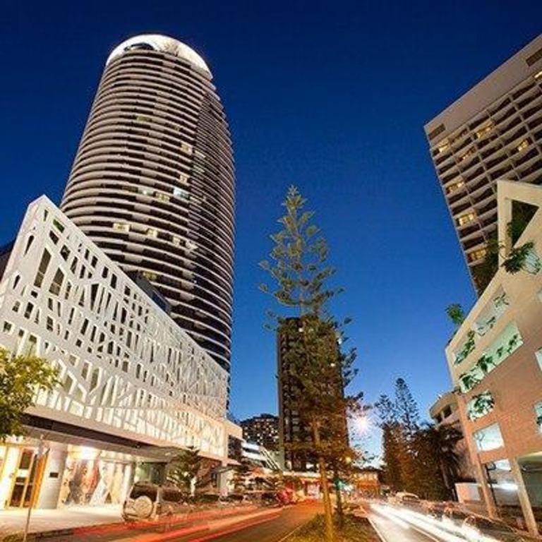 Beach Life! Beaches Broadbeach 8th Floor Apartment in Gold Coast
