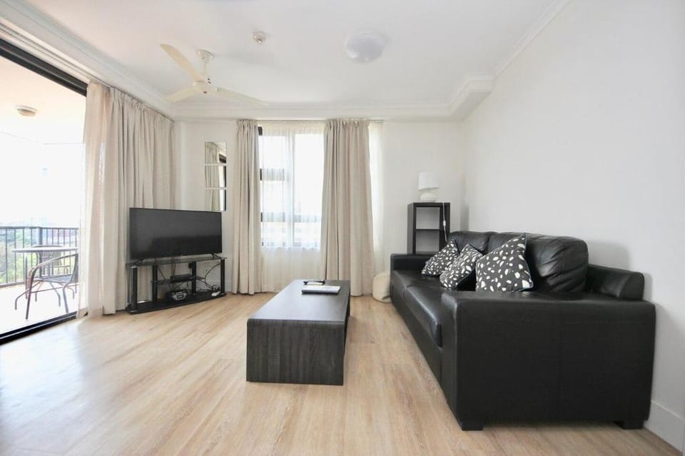 Beachside Resort Apt Neptune, Central  512 Apartment in Gold Coast
