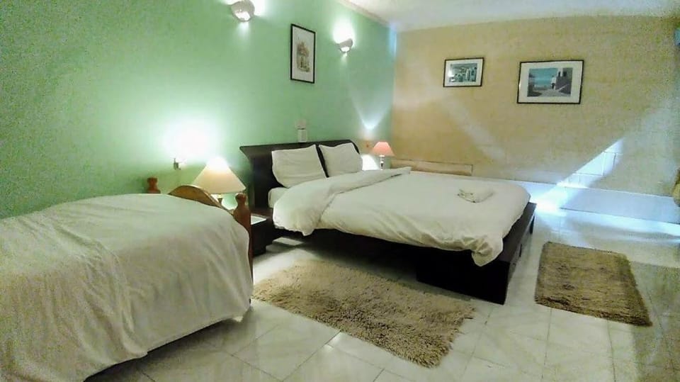 Apartment Bufo Spacious 3 bedroom & shared pool Villa in Malta