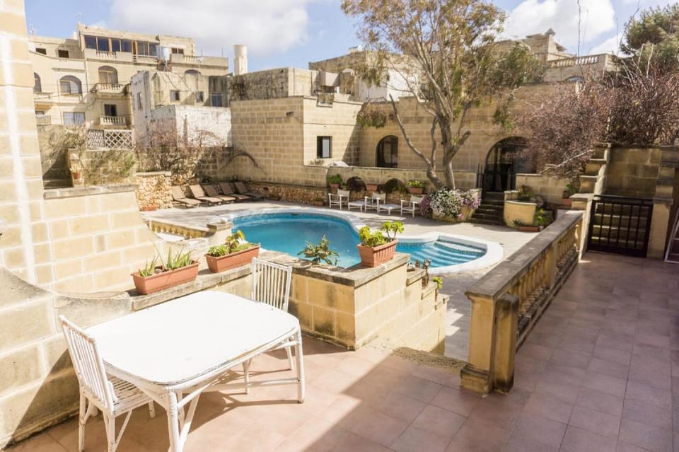 Villa Ibo Private Triple with Shared Pool Villa in Malta