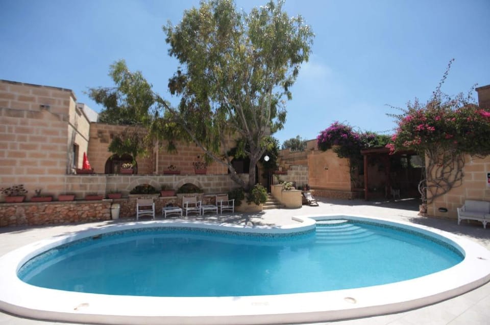 Villa Safras Private Twin with shared pool Villa in Malta