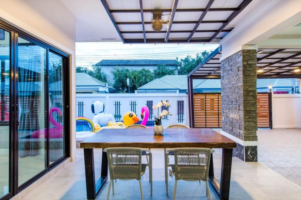 Punnapas Pool Villa Villa in Hua Hin District