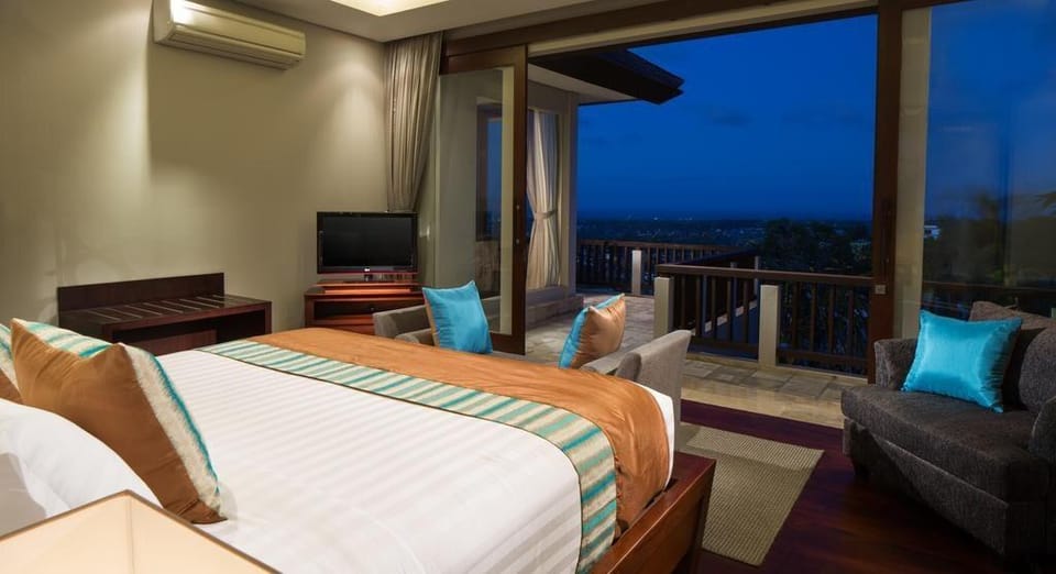Beautiful 2 BR Private Pool Villa #Z7 Villa in Kuta Selatan